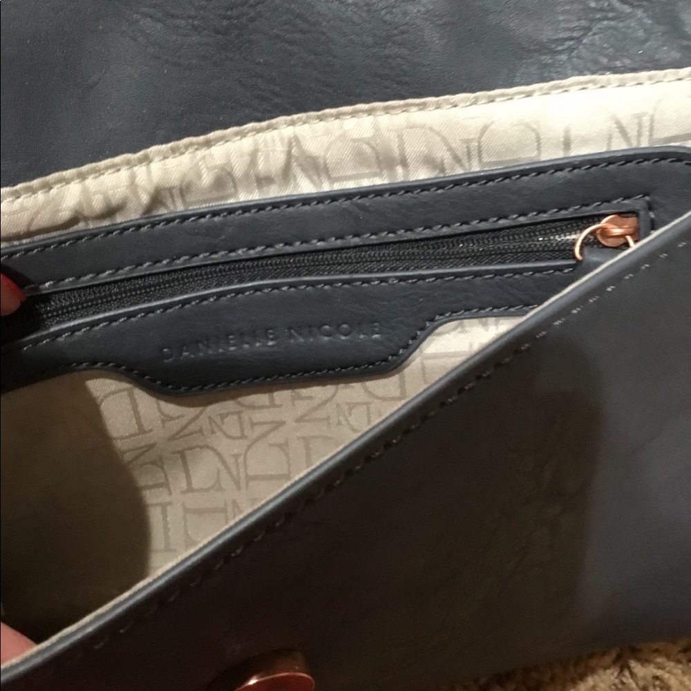 Danielle Nicole Beautiful Blue/Grey Shoulder Purse - image 4